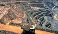 خبير اقتصادي ل"سهم ميديا": استغلال الثلث من غار جبيلات سيوفر إنتاج 50 مليون طن من الحديد سنويا