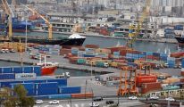 انخفاض حركة الملاحة للسفن التجارية بميناء الجزائر خلال الثلاثي الثالث من 2021