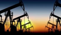 تحديد ثلاث عوامل تستبعد تراجع أسعار النفط في المستقبل القريب