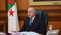الرئيس تبون يأمر بتسريع إجراءات إقتناء مكثفات الأكسجين ووضع محطات لإنتاجه داخل المستشفيات