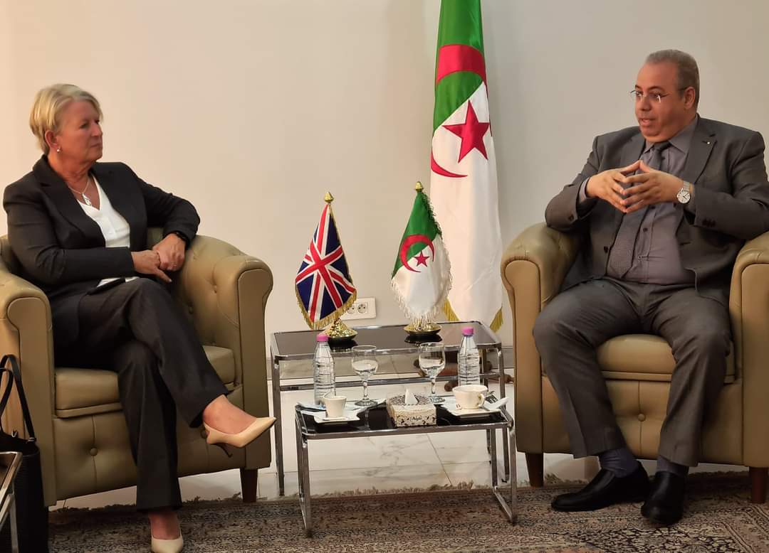 نحو توسيع العلاقات بين الجزائر والمملكة المتحدة في قطاعات الصناعة والفلاحة والمناجم