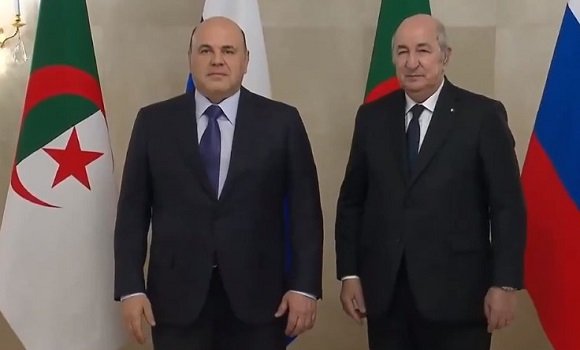 الرئيس تبون يجري محادثات مع رئيس الوزراء الروسي