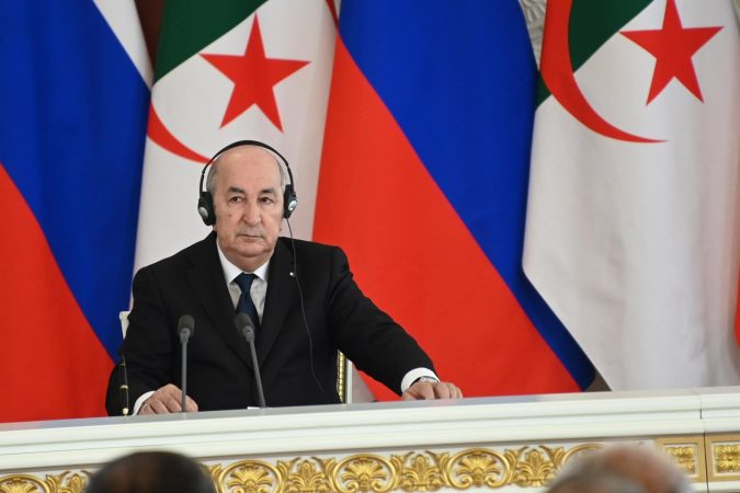 تبون: روسيا تلعب دور كبير في توفير الحبوب واستقرار أسعار الطاقة